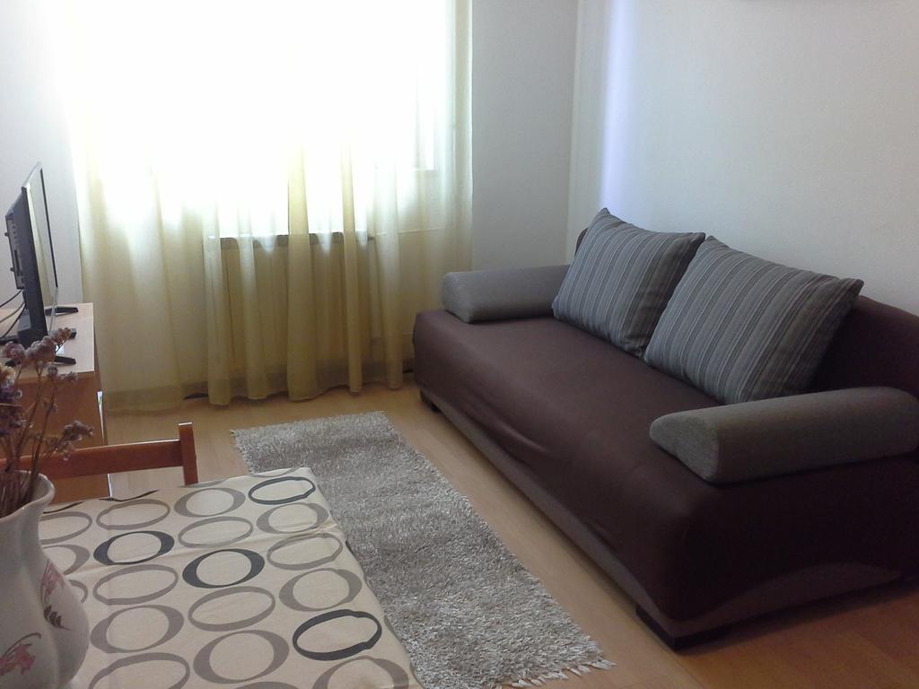 Apartments Liliana Pula Exterior foto